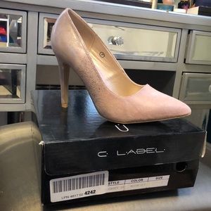 NWT Blush silvery metallic pumps size 7